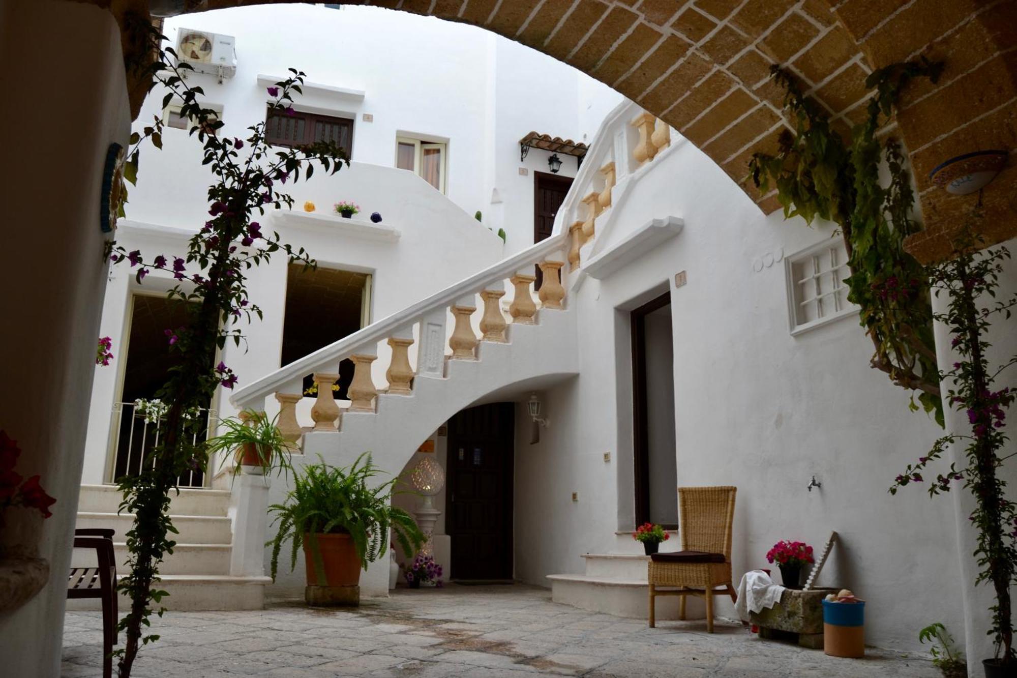 Kallistos Suites & Apartments Gallipoli Exterior foto